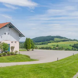 Gut Buchenhof Apartment